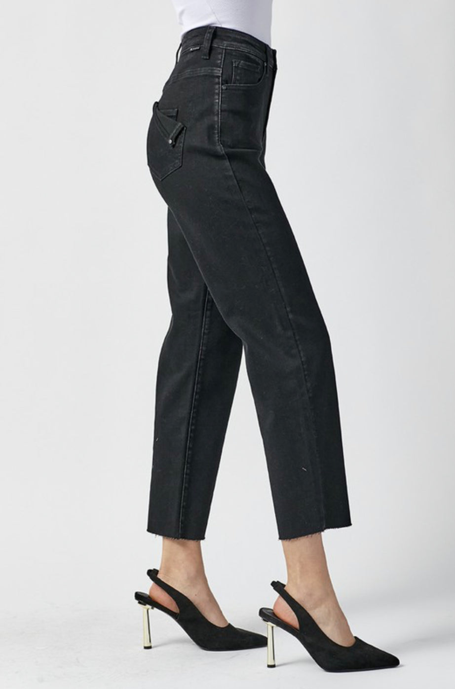 HEATHER BLACK WASH BOYFRIEND DENIM