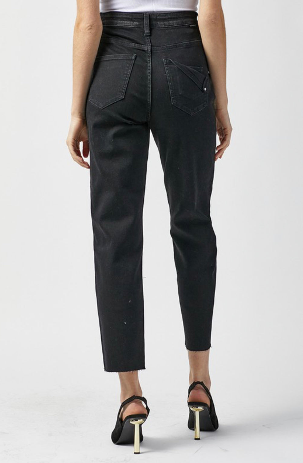 HEATHER BLACK WASH BOYFRIEND DENIM