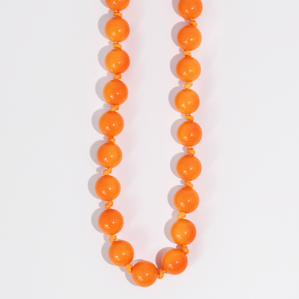 BUBBLEGUM BEADS NECKLACE