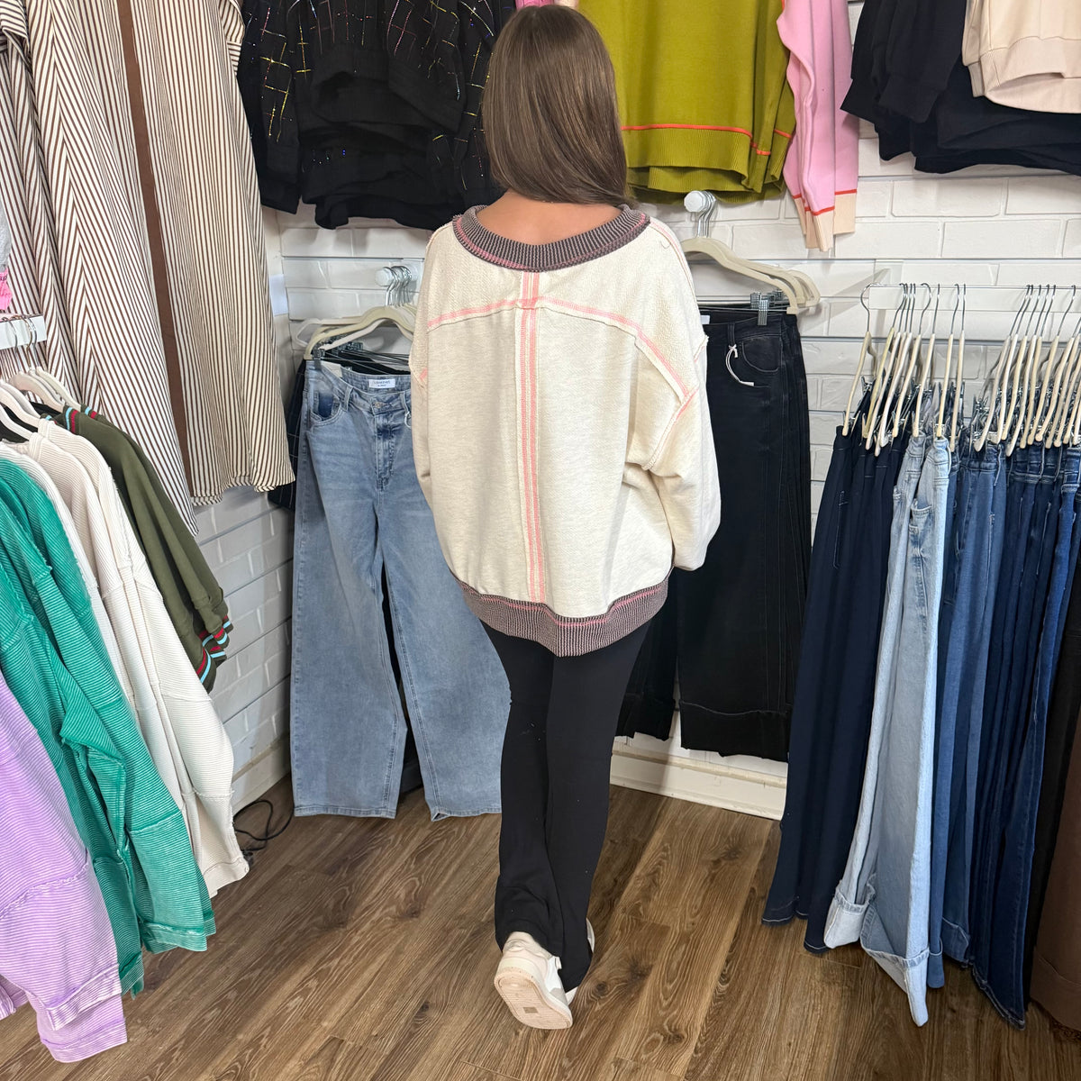 BROWN & PINK CONTRAST STITCH SWEATSHIRT