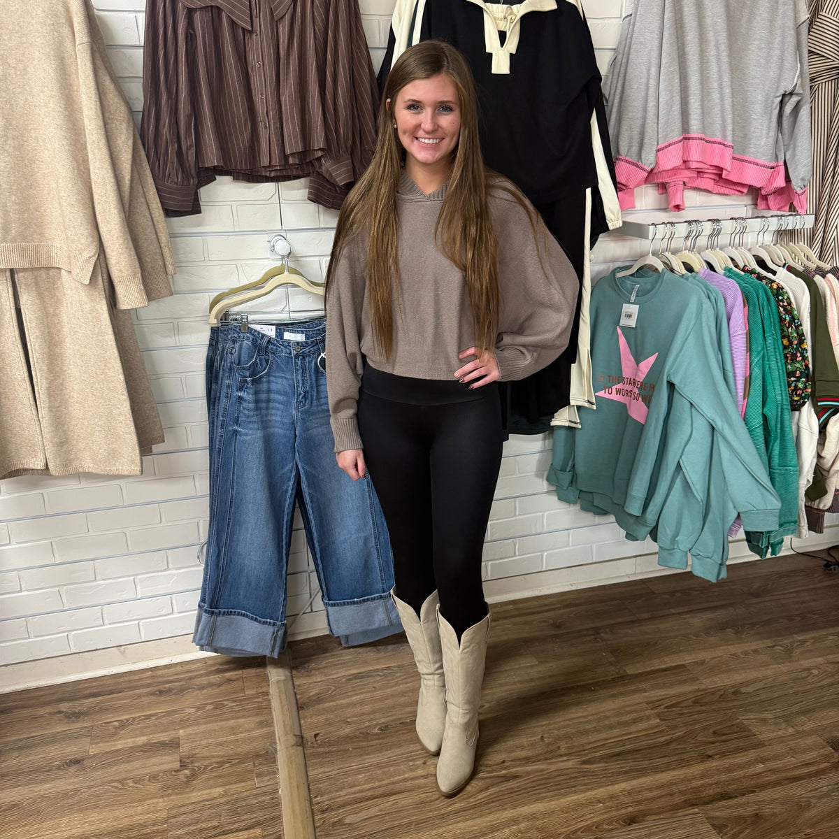 KHAKI HOODED SWEATER