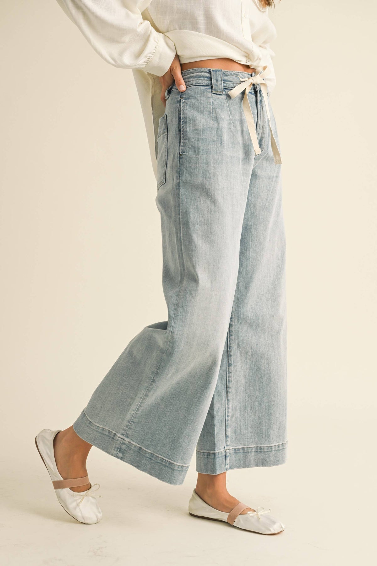 DENIM WASHED TIE FRONT