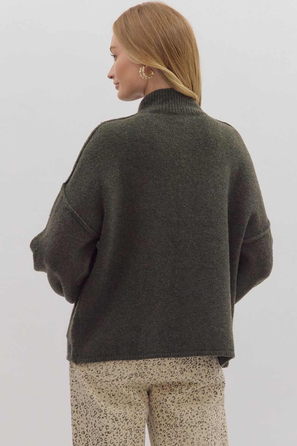 OLIVE GOLD BUTTON KNIT CARDIGAN