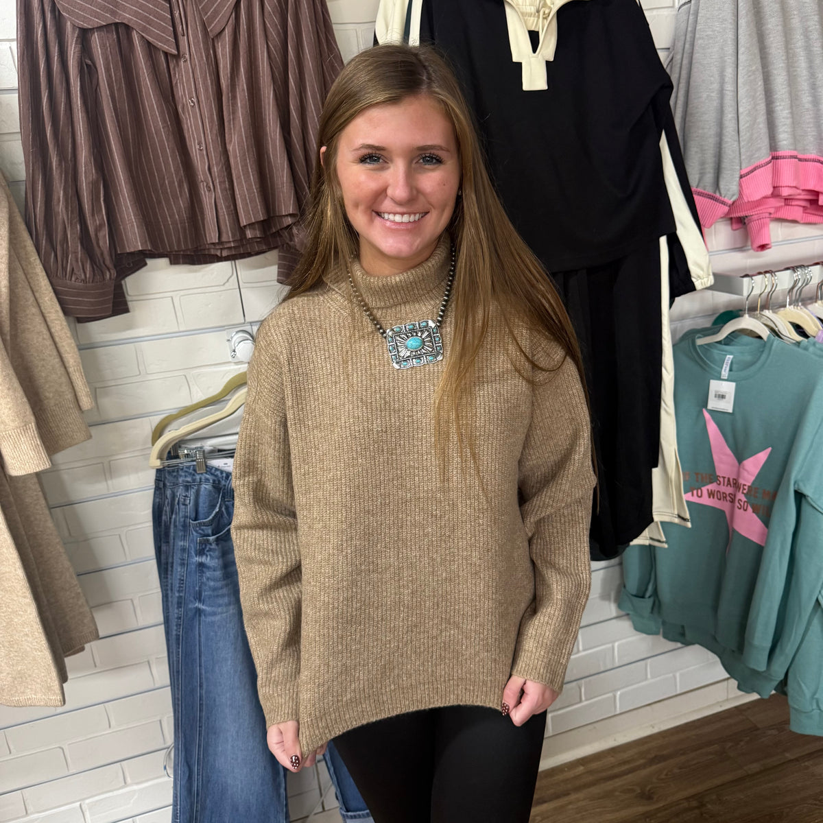 CAMEL TURTLENECK SWEATER