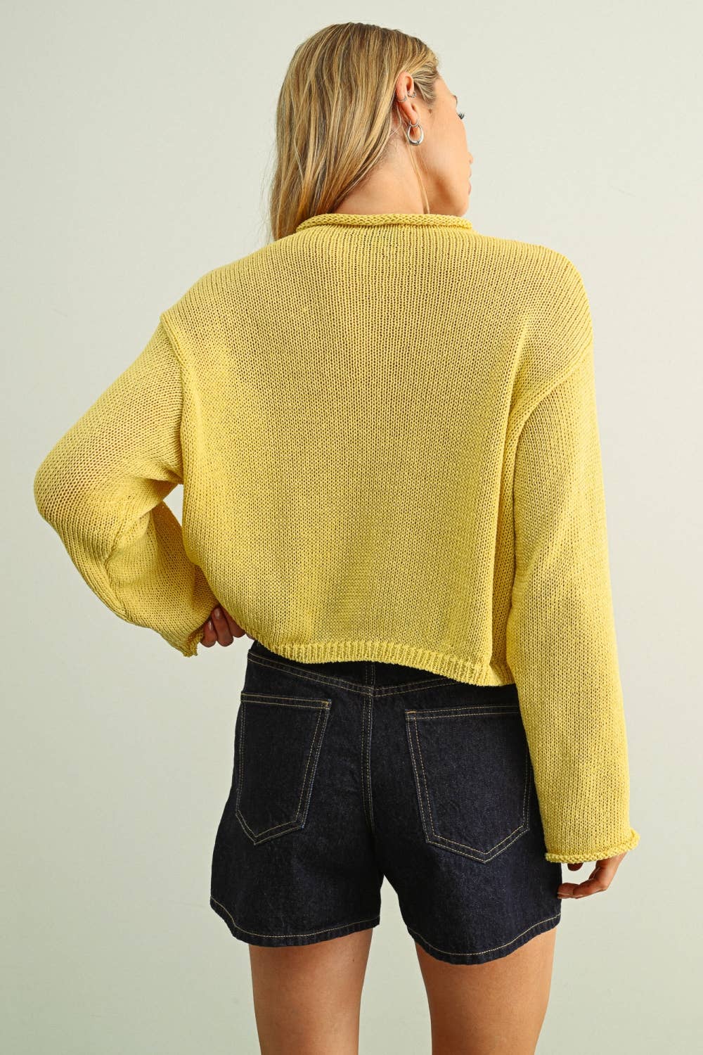 YELLOW LIGHT WEIGHT BUTTON FRONT CARDIGAN