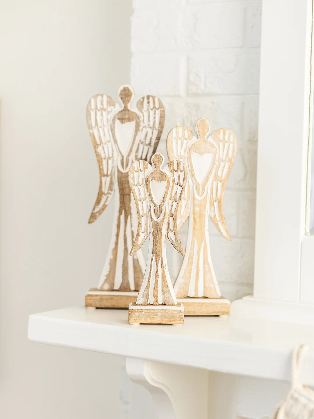 SMALL FEATHERED WOOD ANGEL
