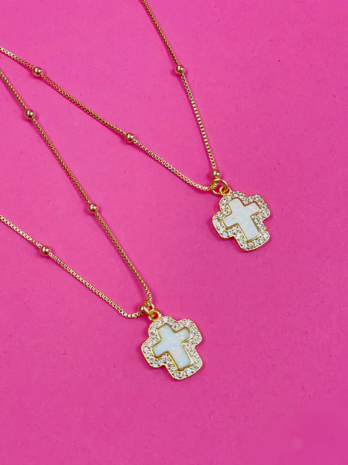 MEG CROSS NECKLACE