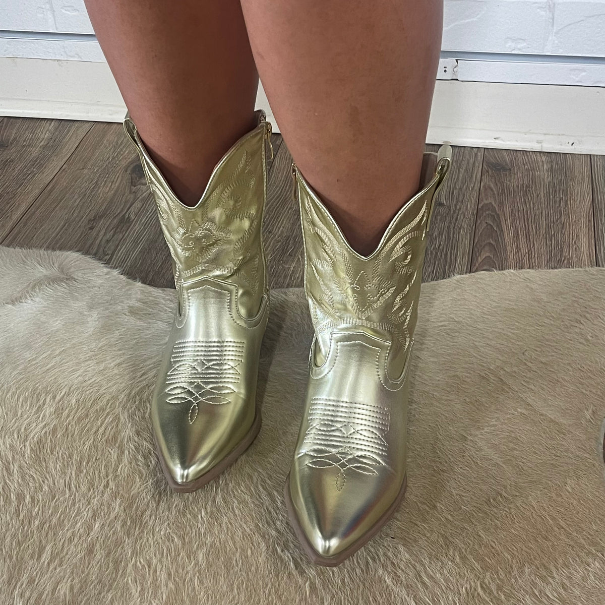 GOLD WILLA WESTERN BOOT