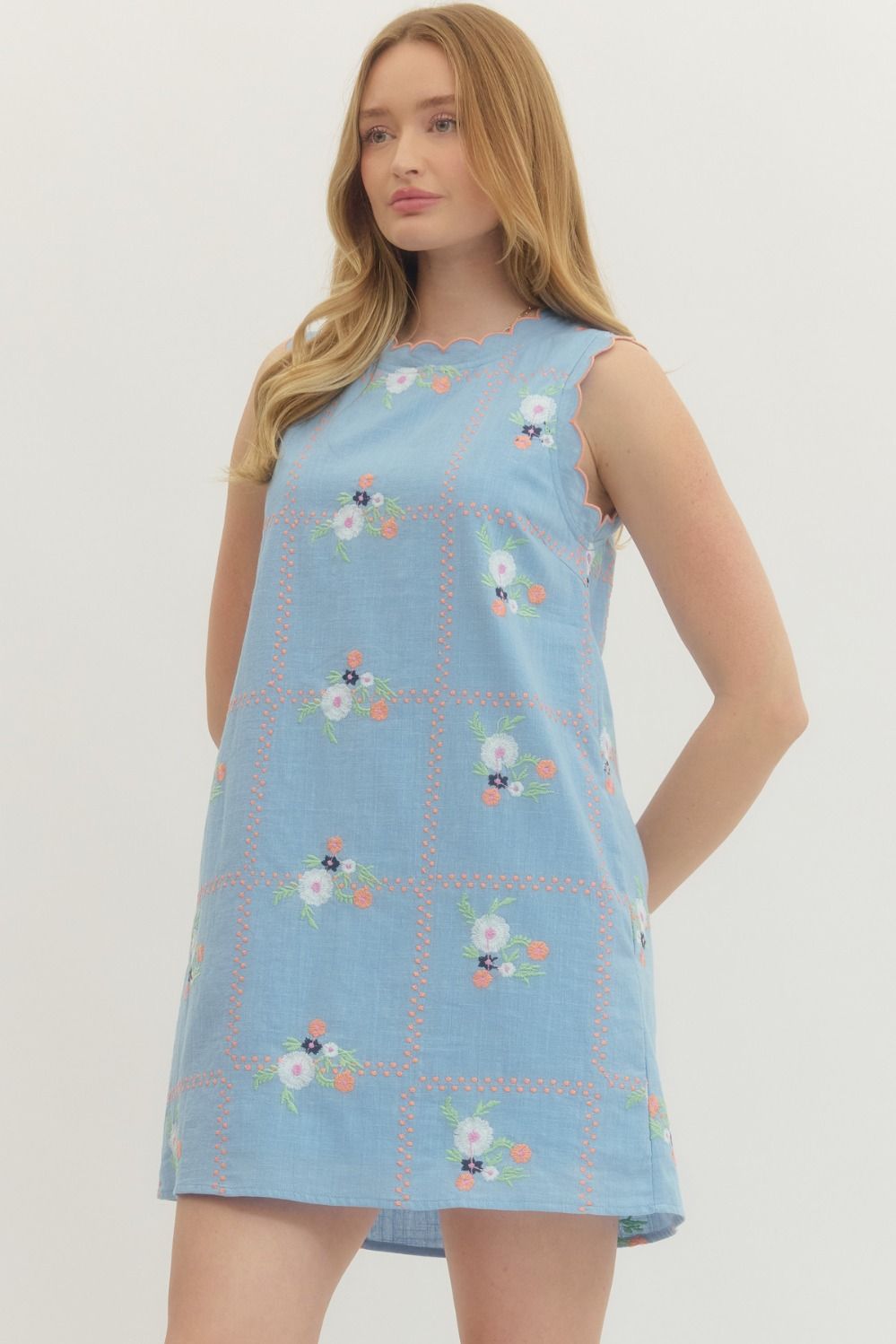 FLORAL CHAMBRAY EMBROIDERED SCALLOP DRESS