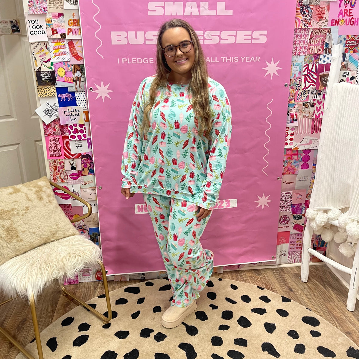 ANNIE BAUBLE BEAUTY PAJAMAS SET