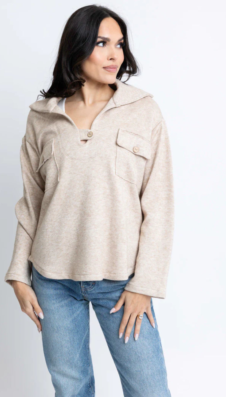 OATMEAL FLEECE COLLAR TOP