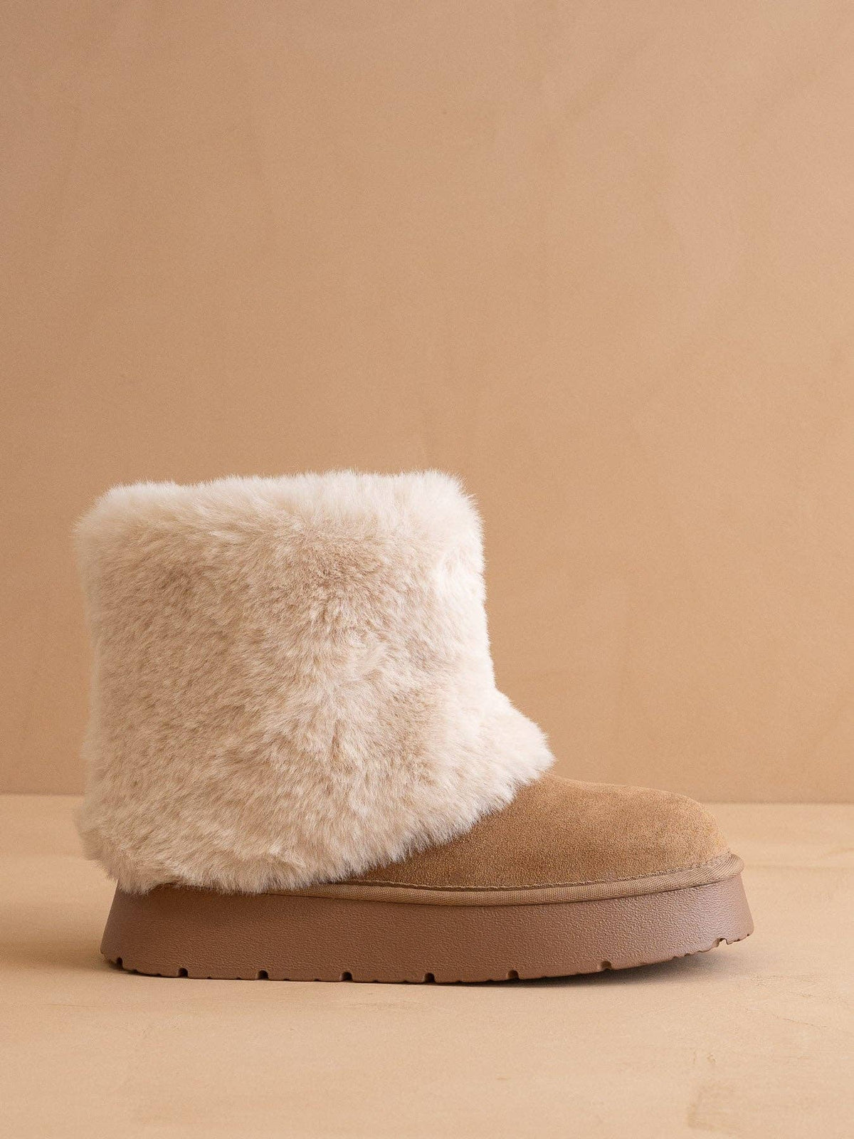 FUR PLATFORM BOOT