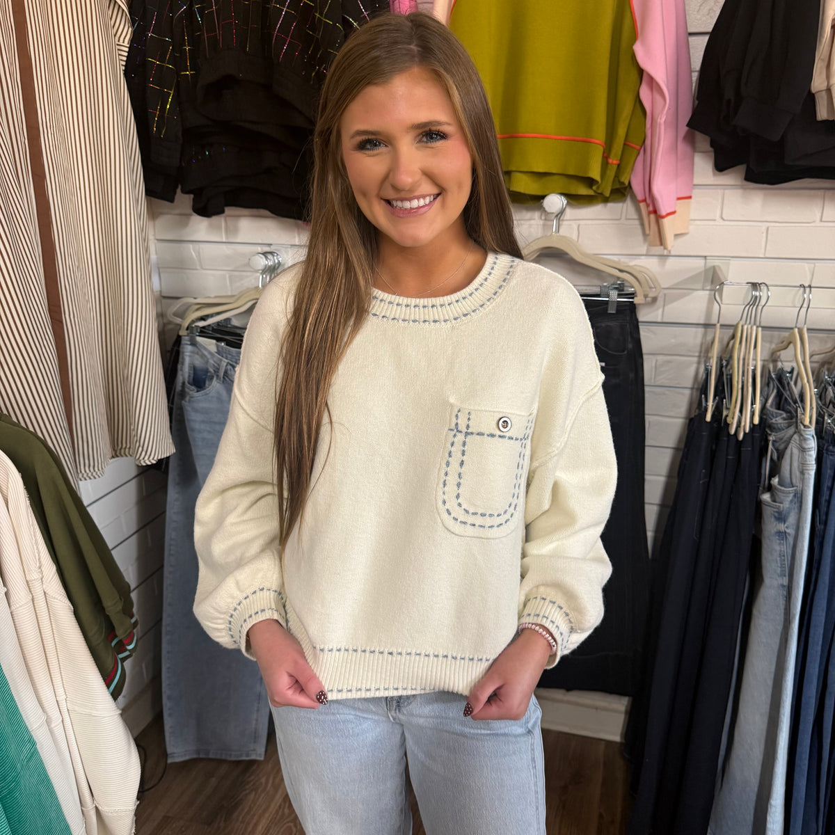 CREAM KNIT ACCENT STITCH SWEATER