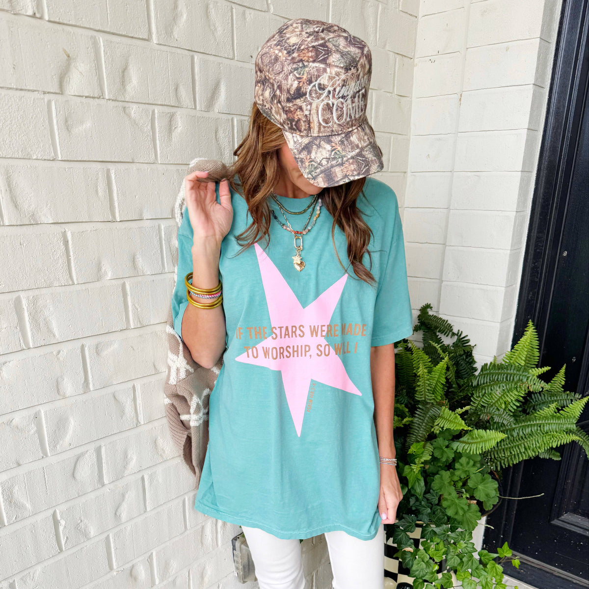 STARS WERE MADE TO WORSHIP GRAPHIC