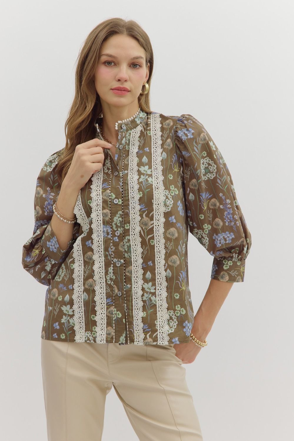 FLORAL CROCHET TRIM BUTTON TOP