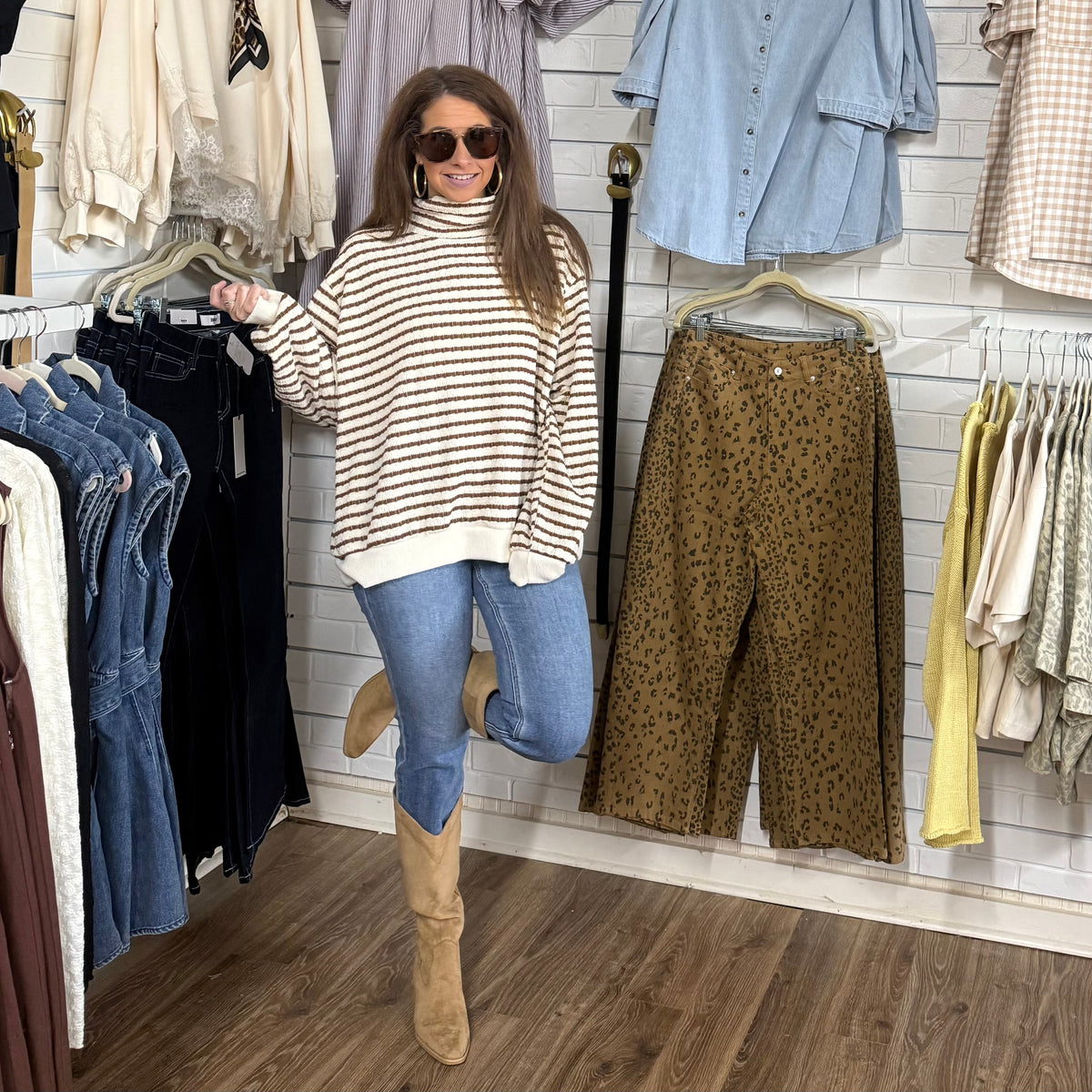 MOCHA STRIPE MOCK NECK TOP