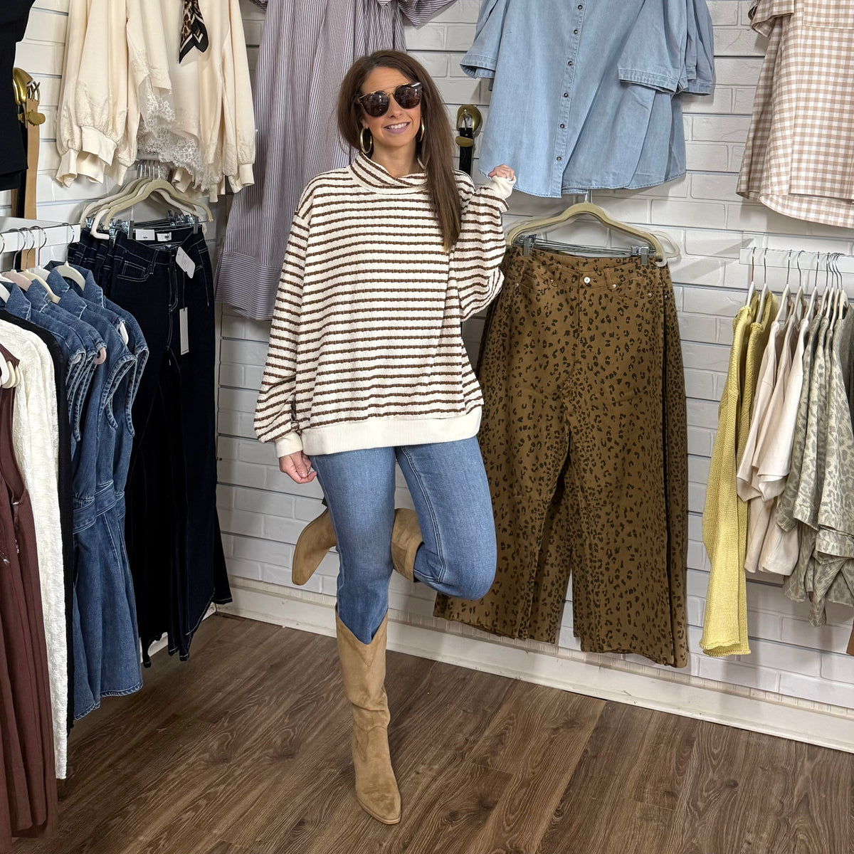 MOCHA STRIPE MOCK NECK TOP