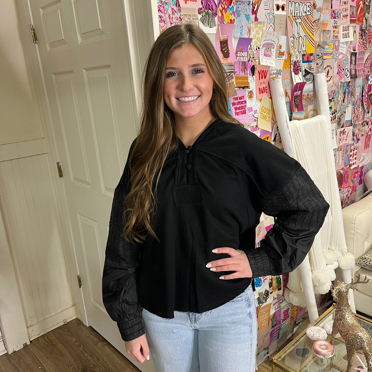 BLACK VNECK HOODIE SWEATSHIRT