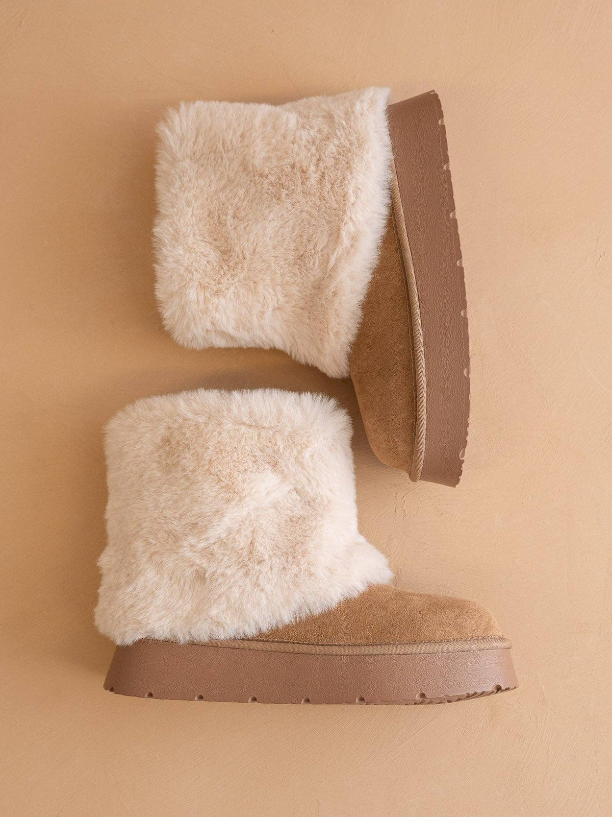 FUR PLATFORM BOOT