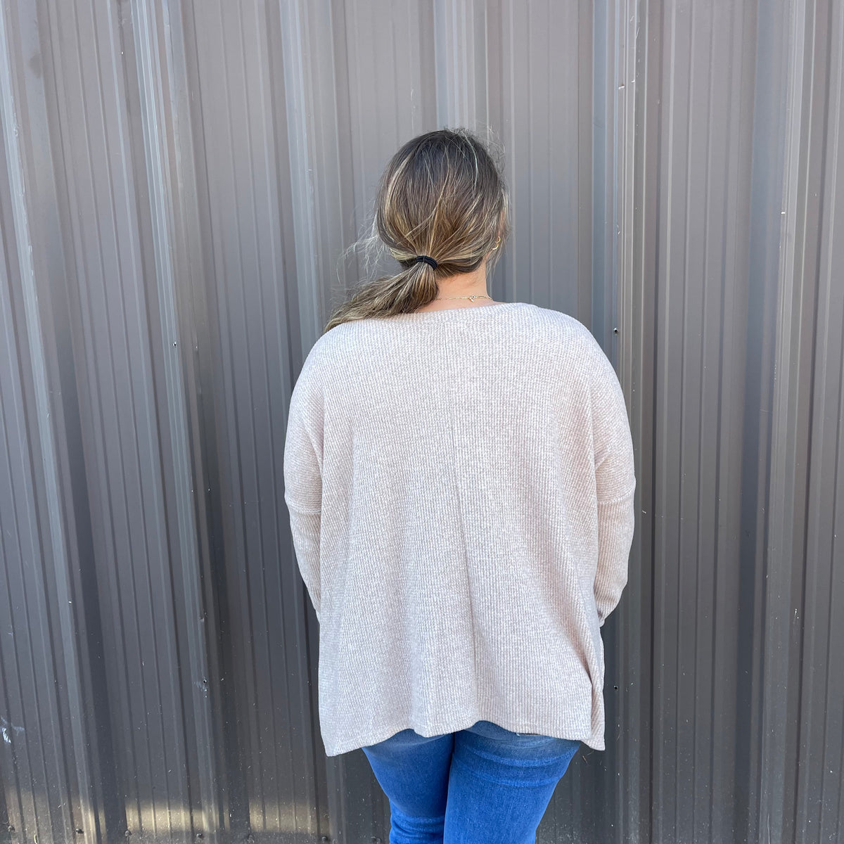 STEFANIE VNECK SIDE OPEN TOP