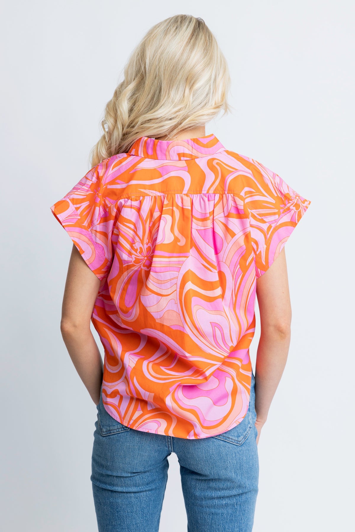 PINK FLORAL BUTTON CAP SLV TOP