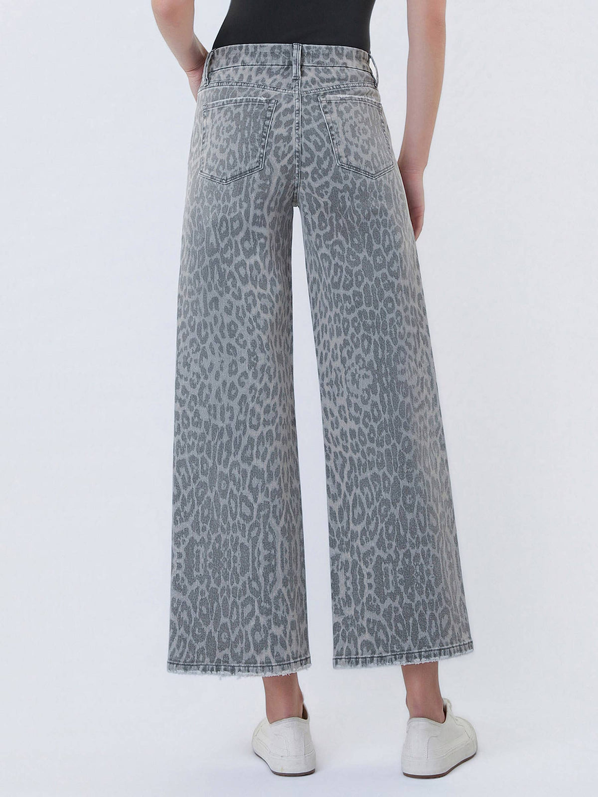 GREY LEOPARD CROP DENIM
