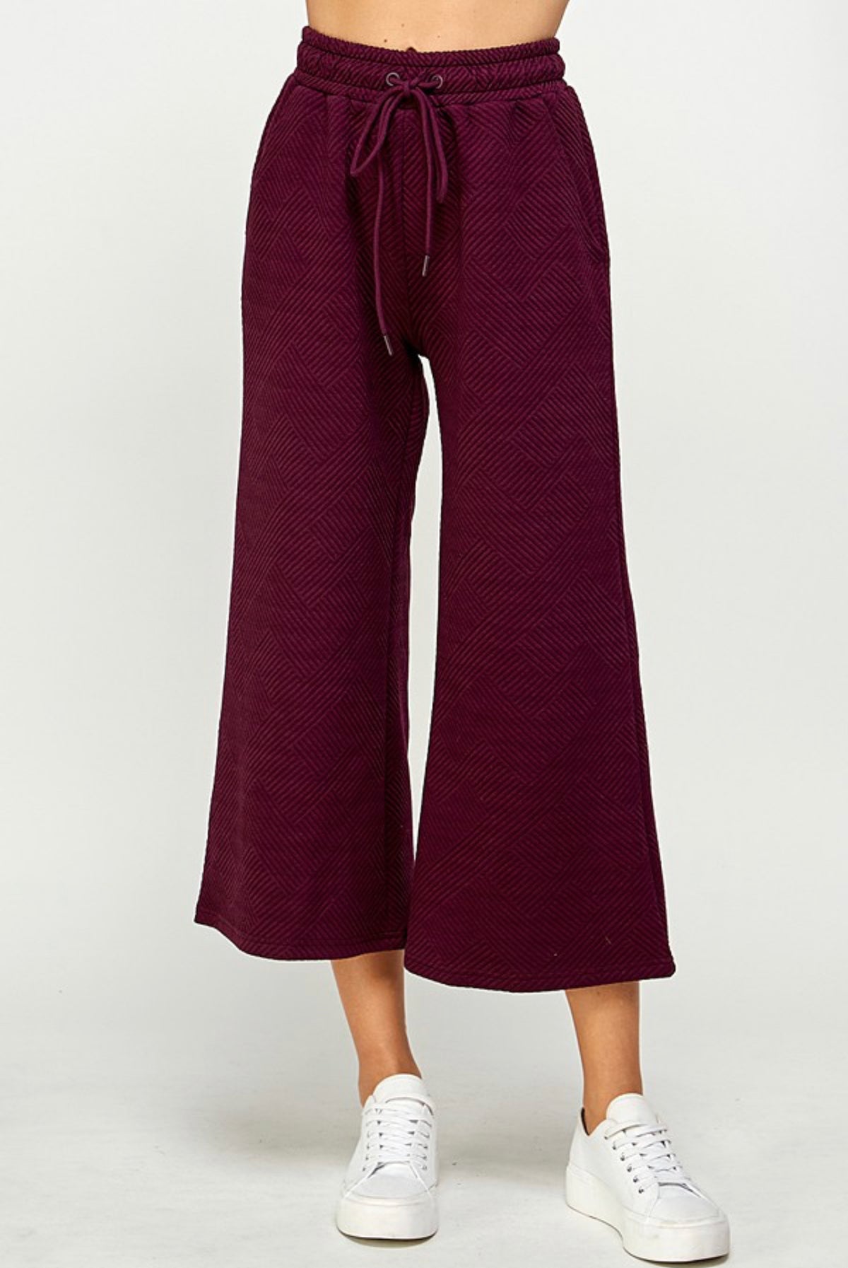 TEXTURE CROPPED FLARE PANT