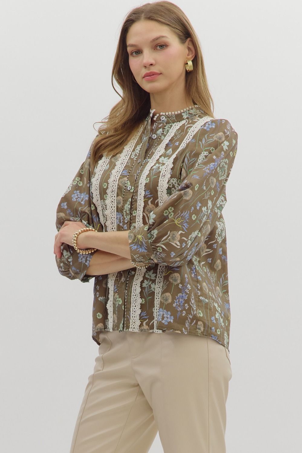 FLORAL CROCHET TRIM BUTTON TOP