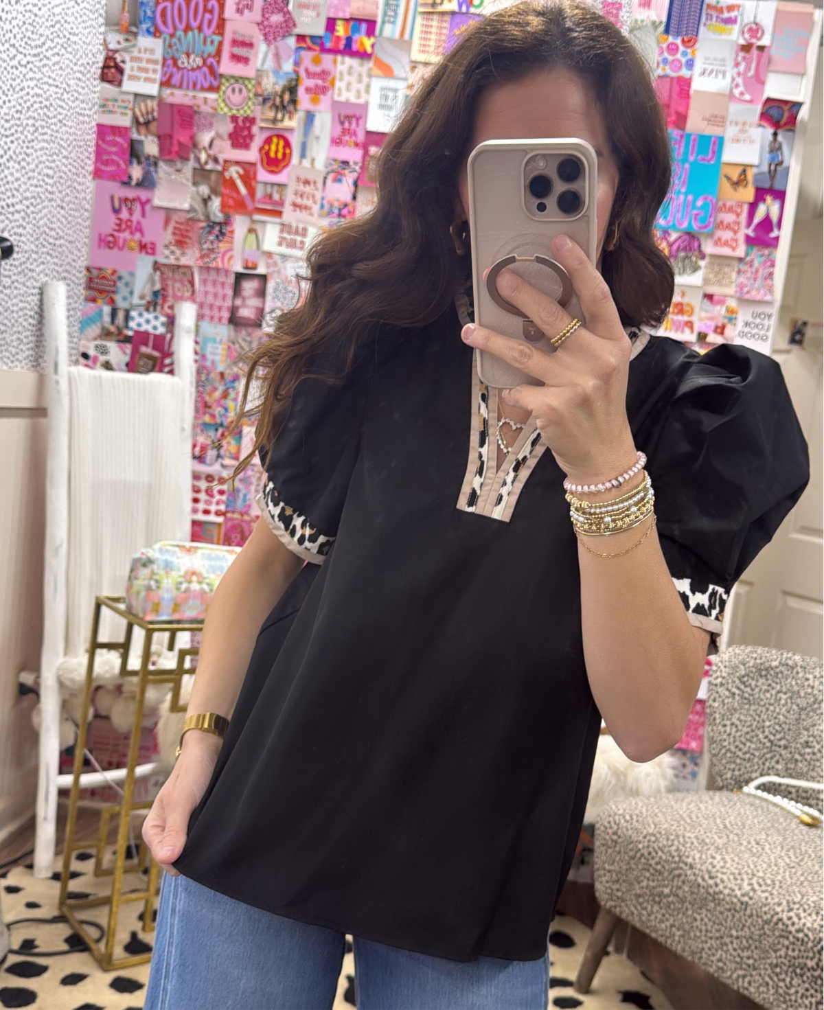 BLACK LEOPARD ACCENT NECK
