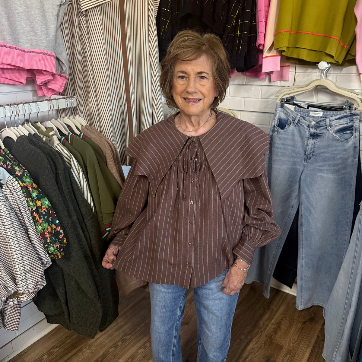 BROWN STRIPE PETER PAN COLLAR TOP