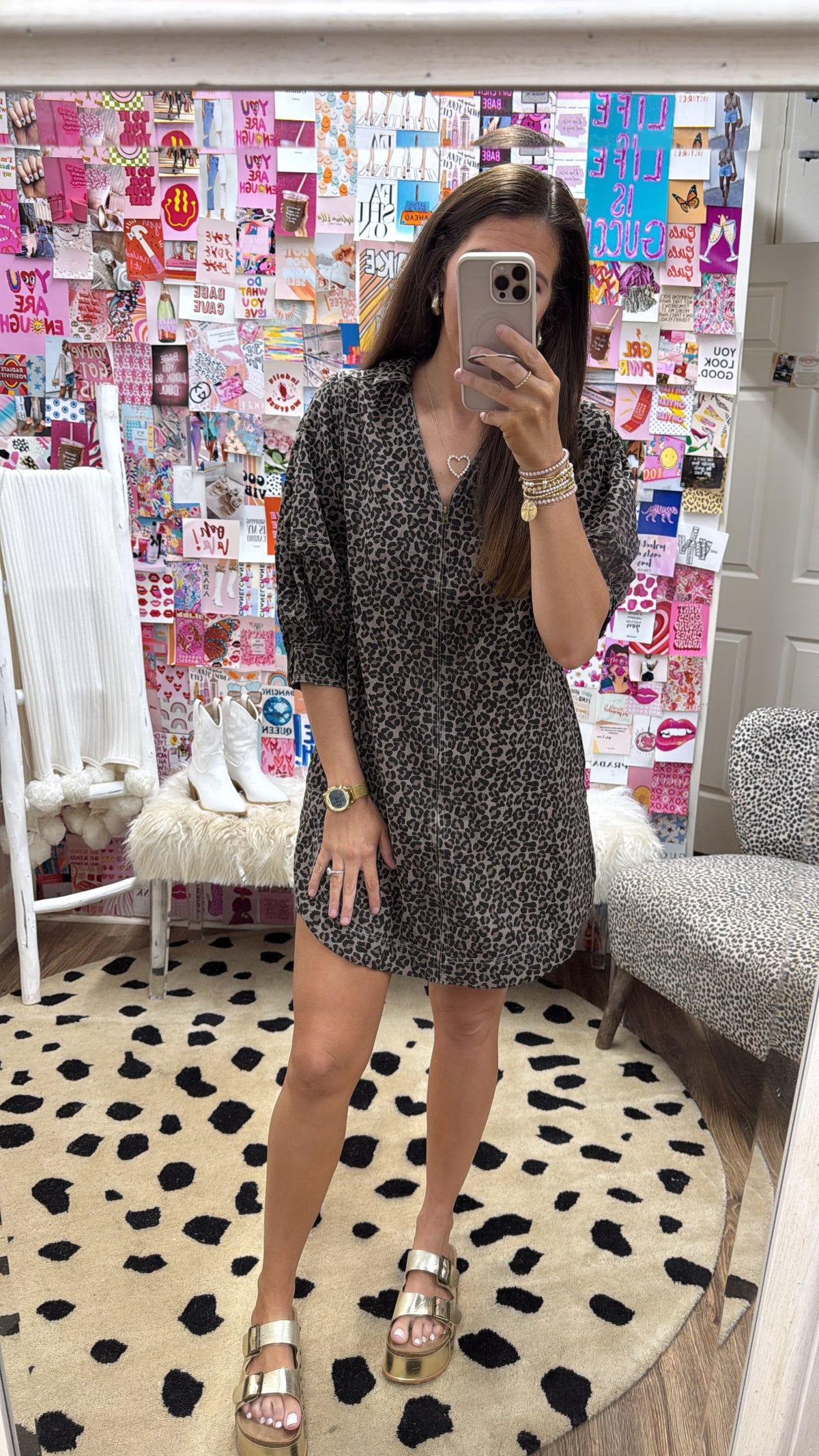 MOCHA LEOPARD CUFF BAND VNECK ZIP DRESS