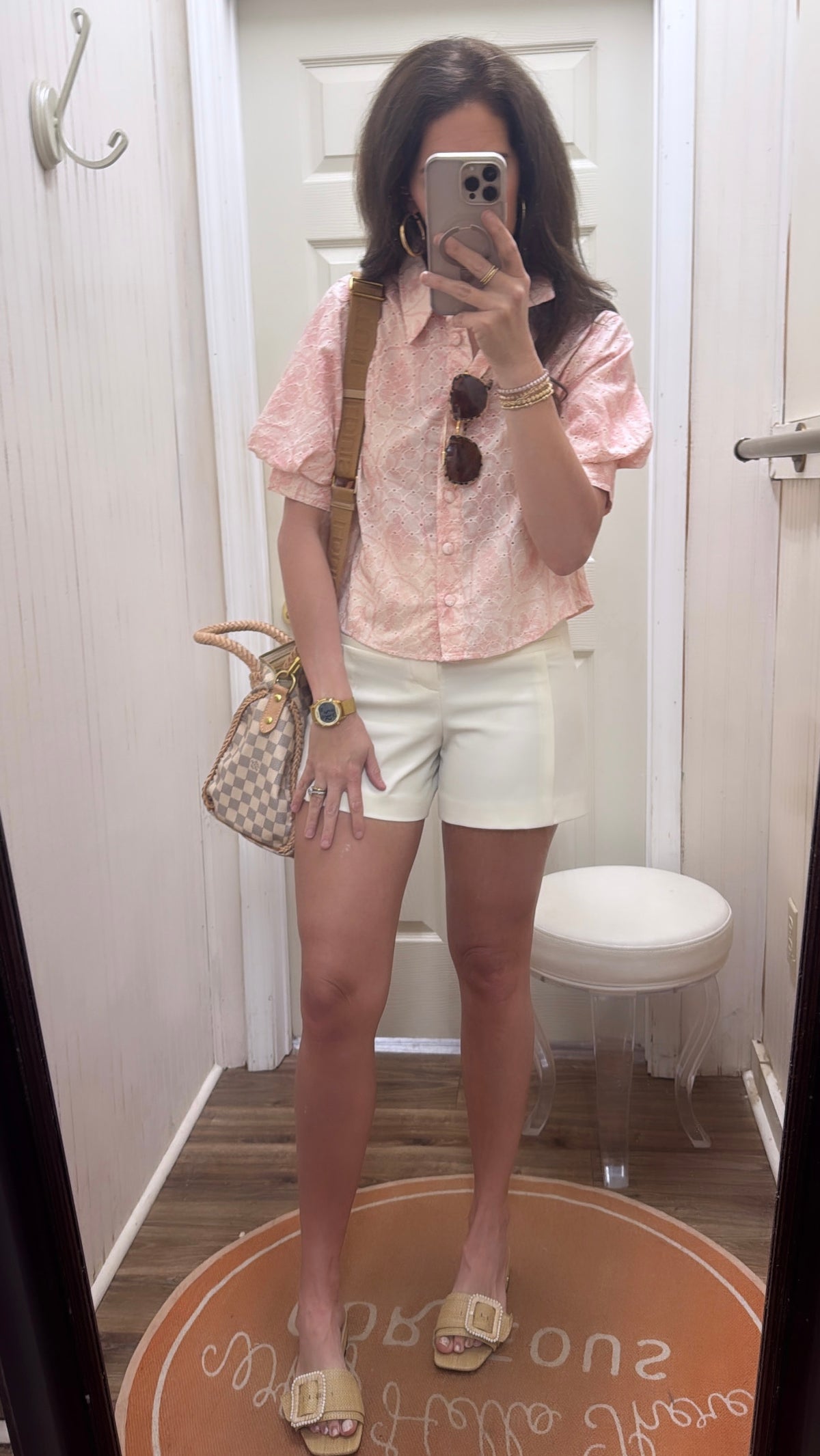 EYELIT BUTTON PUFF SLV TOP