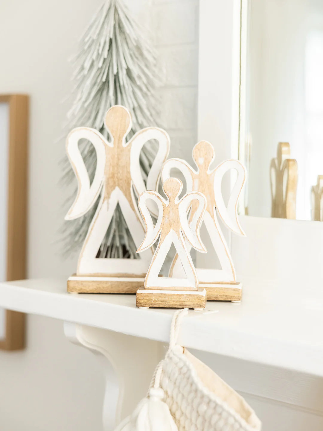 MEDIUM HOLY WOOD ANGEL