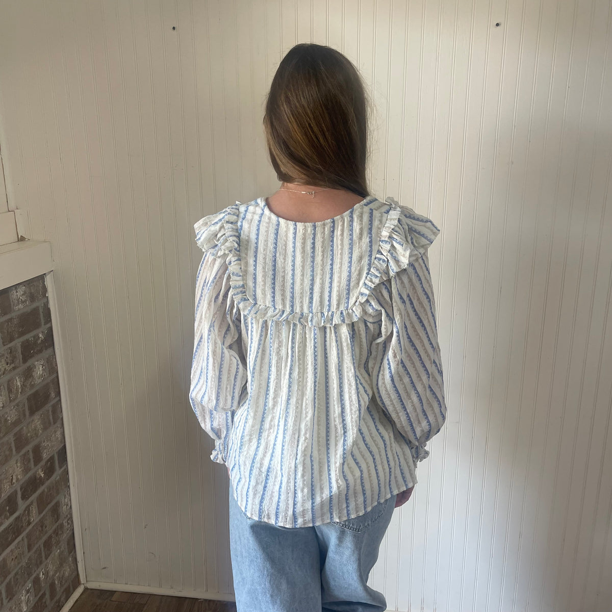 STRIPE NEUTRAL RUFFLE VNECK TOP- FINAL SALE