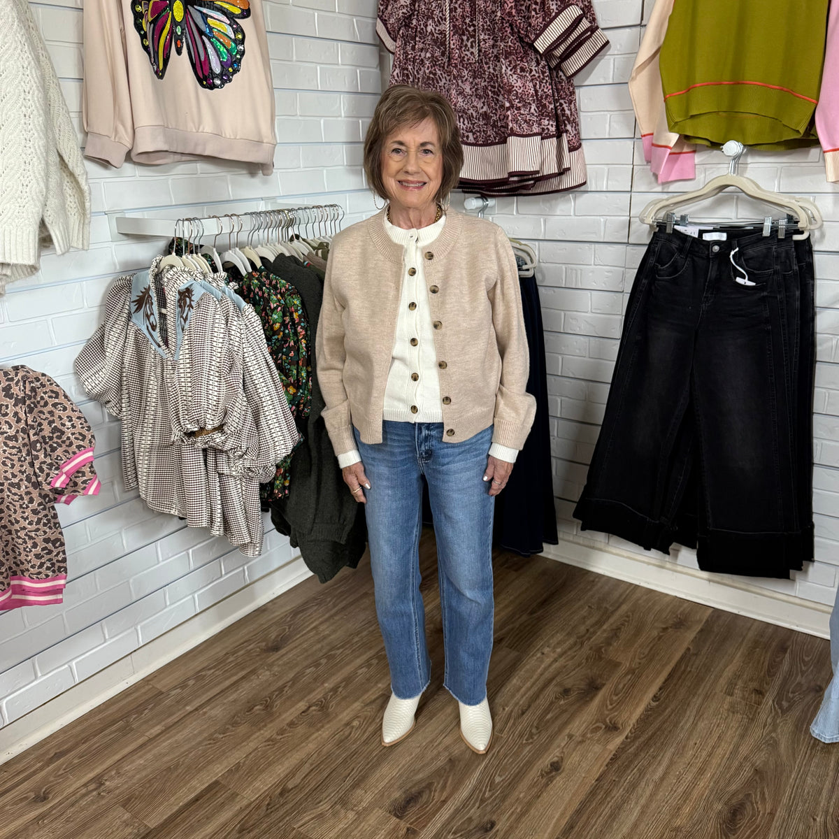 OATMEAL KNIT BUTTON CARDIGAN
