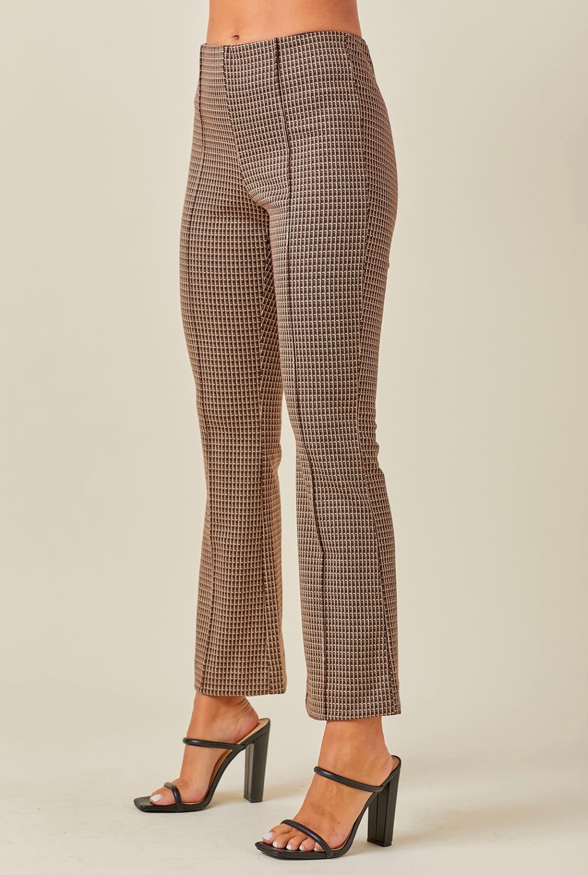 FIT AND FLARE CHECKERED PANTS