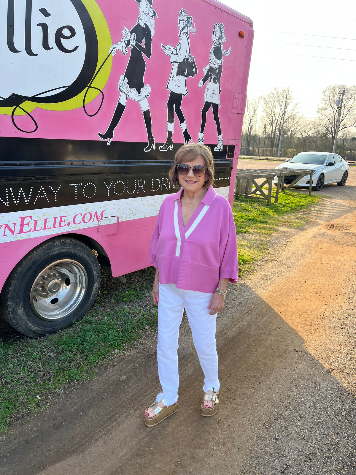 PINK IVORY CONTRAST COLLAR TOP