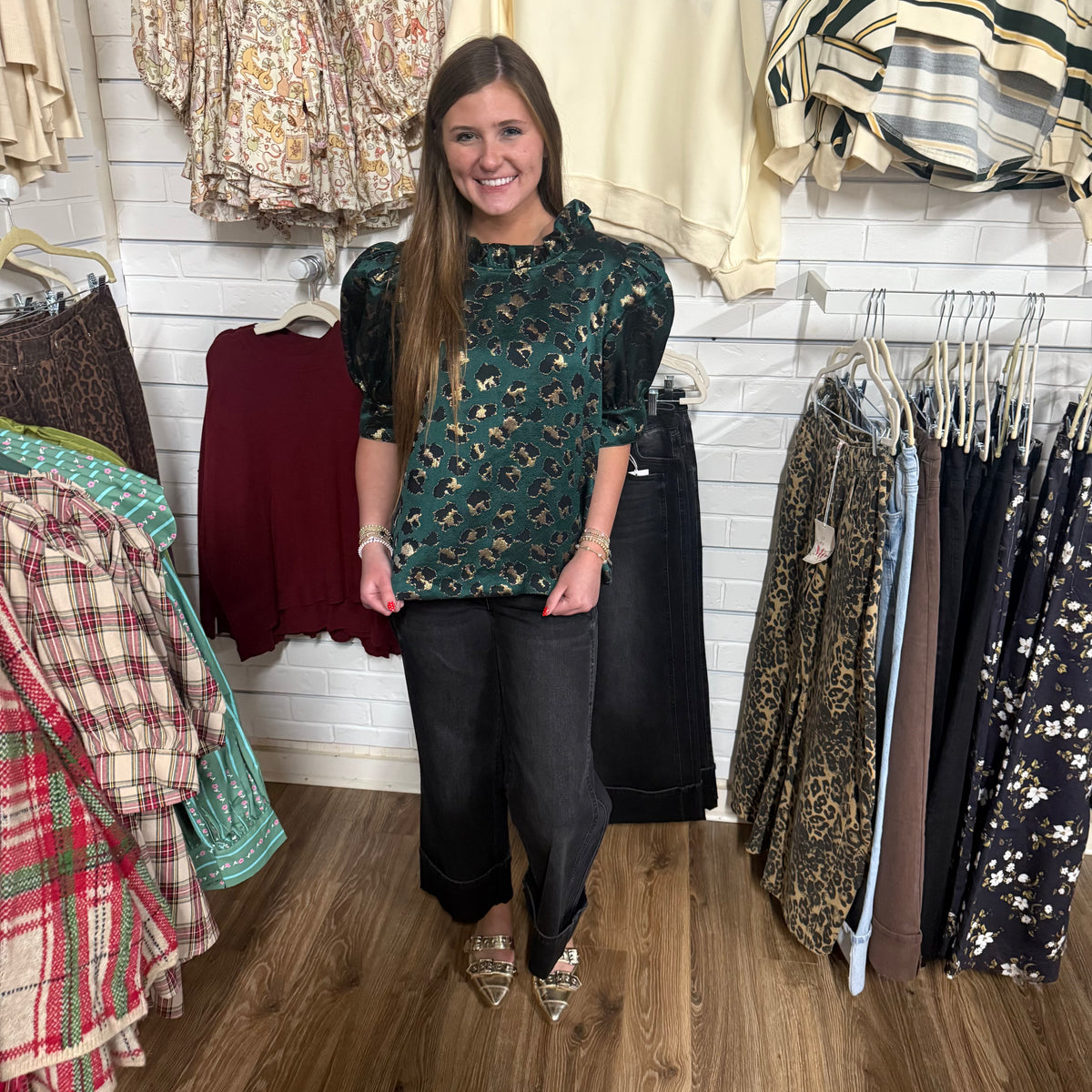 GREEN LEOPARD BUTTON BACK PUFF SLV