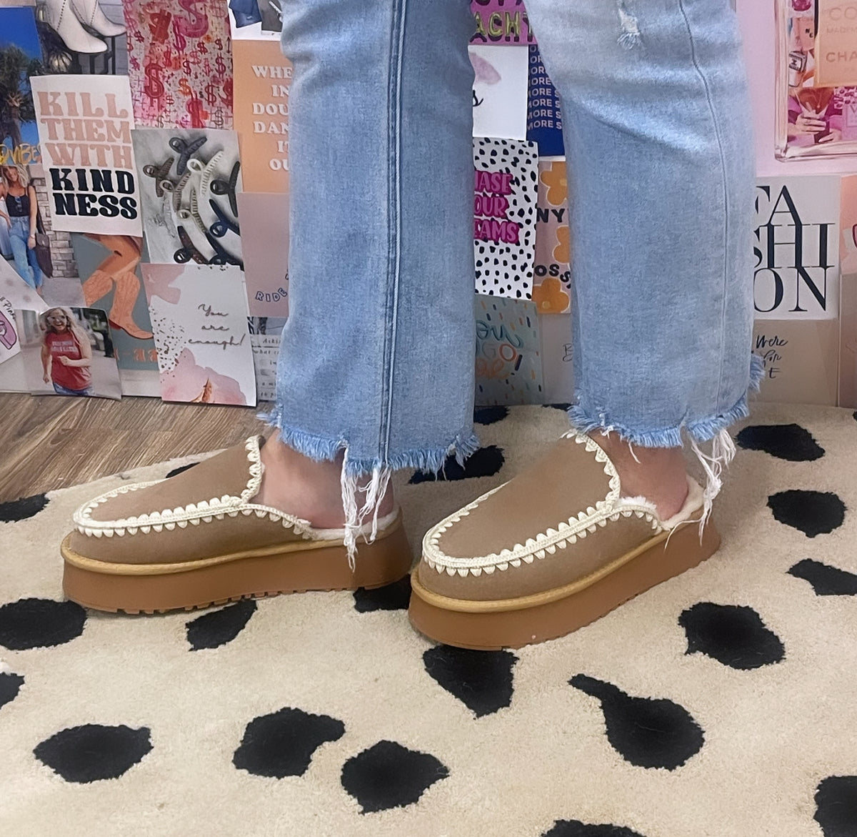 AMBER FUR LINE CROCHET SLIPPER SHOE