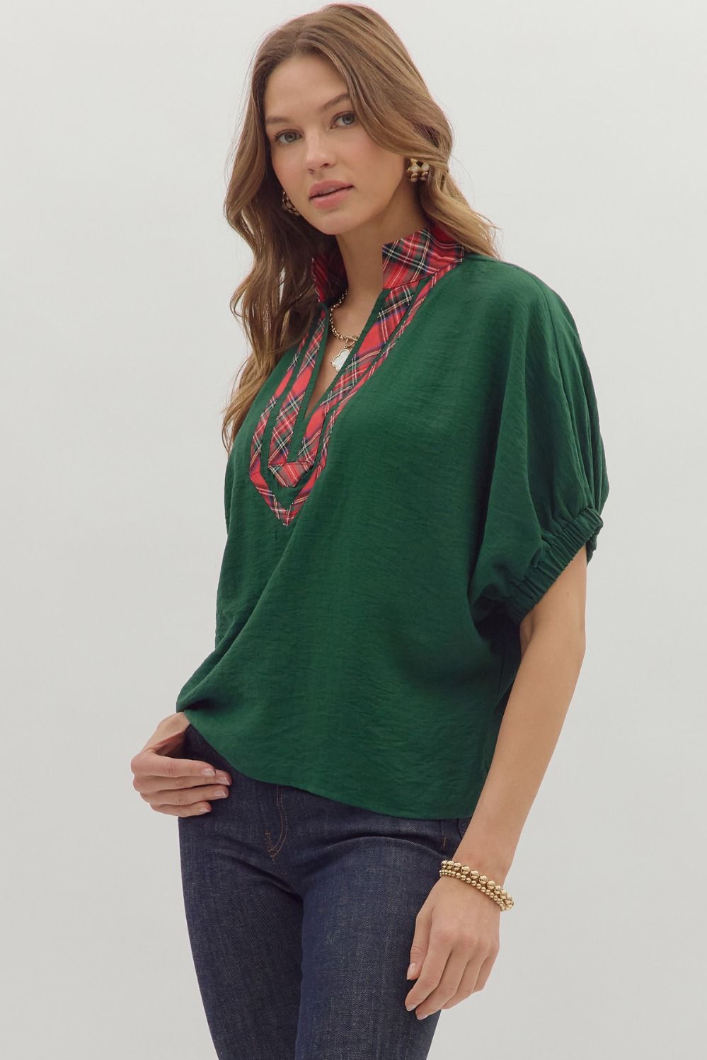 GREEN CONTRAST PLAID VNECK