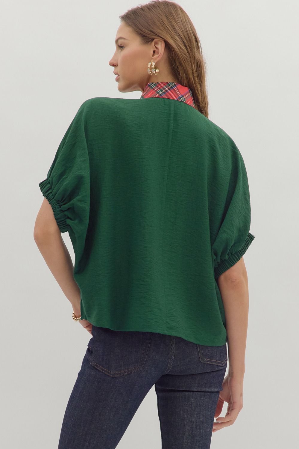 GREEN CONTRAST PLAID VNECK