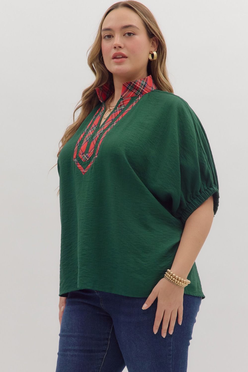 GREEN CONTRAST PLAID VNECK