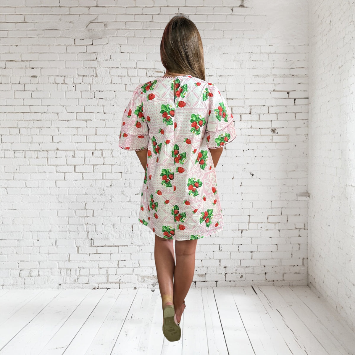 STRAWBERRY POPLIN FLUTTER SLV DRESS