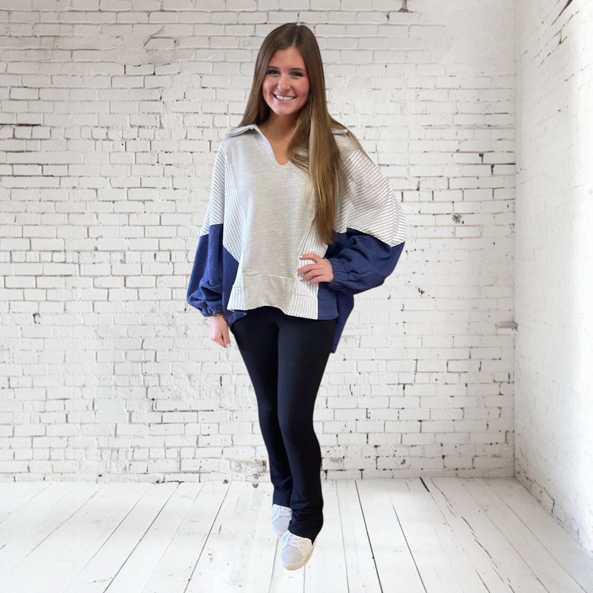 KENZIE GREY/BLUE COLLARED VNECK