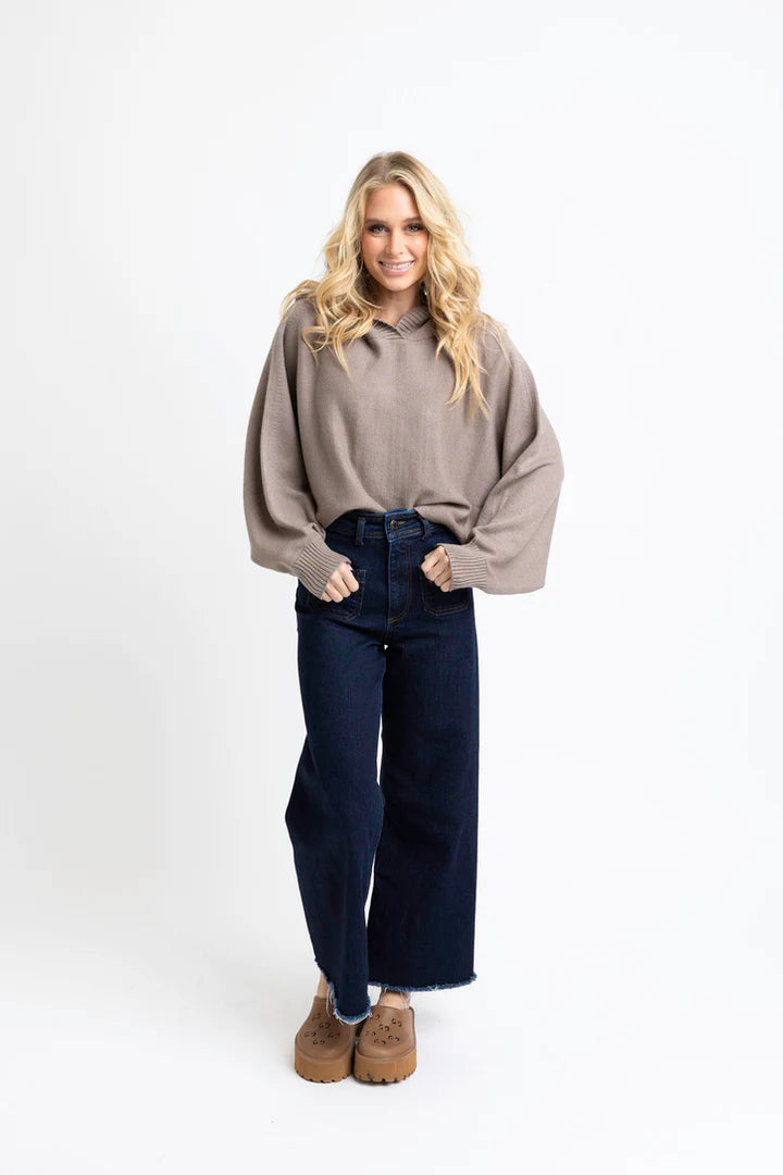 KHAKI HOODED SWEATER