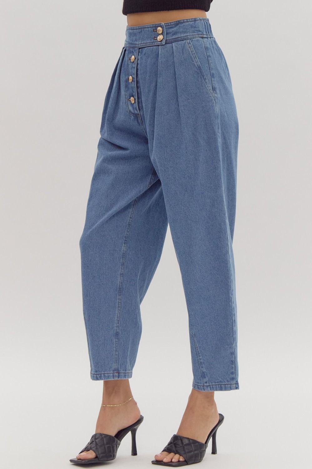 DENIM CROPPED GOLD BUTTON PANTS