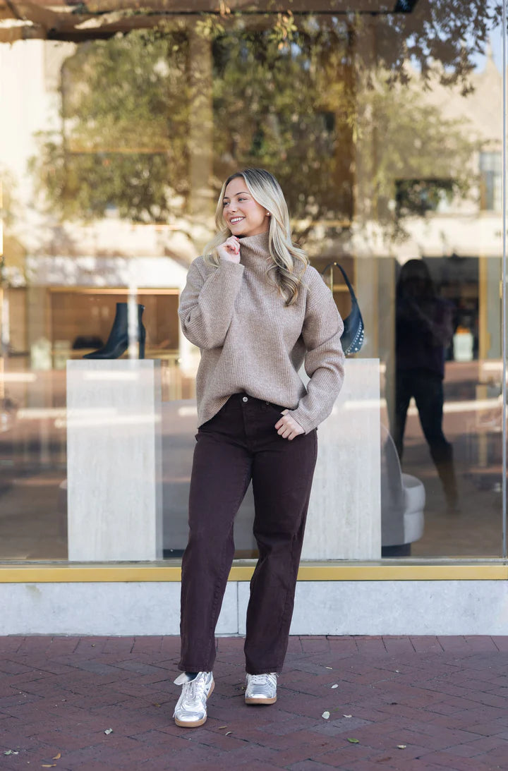 CAMEL TURTLENECK SWEATER