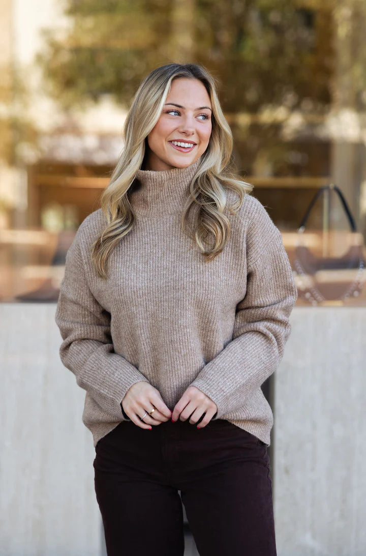 CAMEL TURTLENECK SWEATER