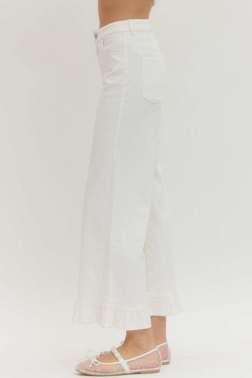 WHITE RUFFLE HEM DENIN