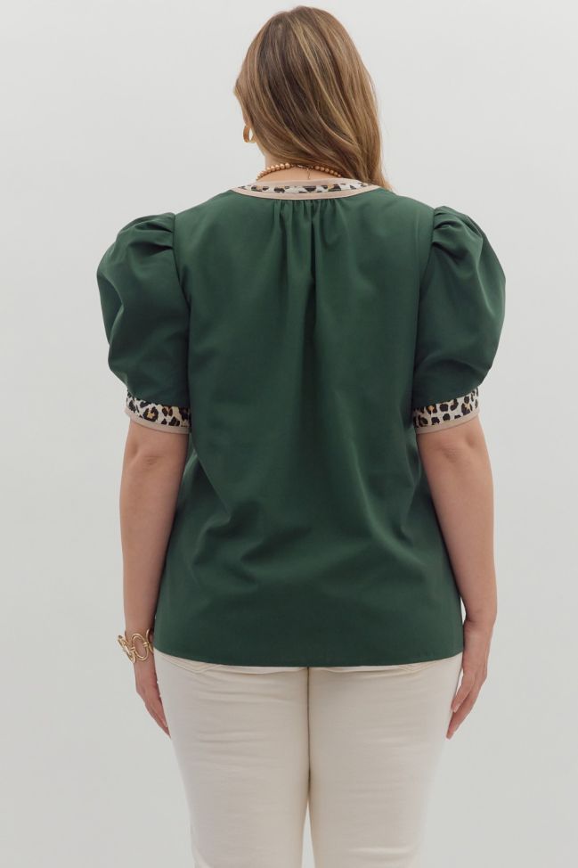 GREEN LEOPARD ACCENT NECK